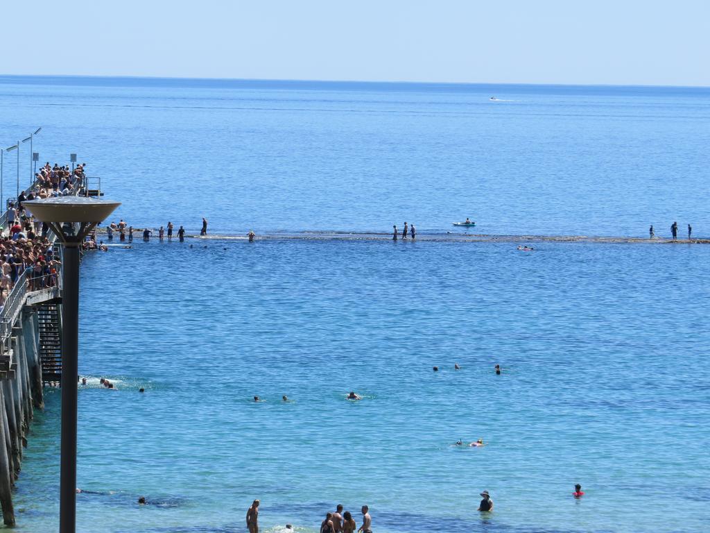 แมกคลาวด์ เฮาส์ ออฟ พอร์ต นอร์ลังกา Apartment Port Noarlunga ภายนอก รูปภาพ