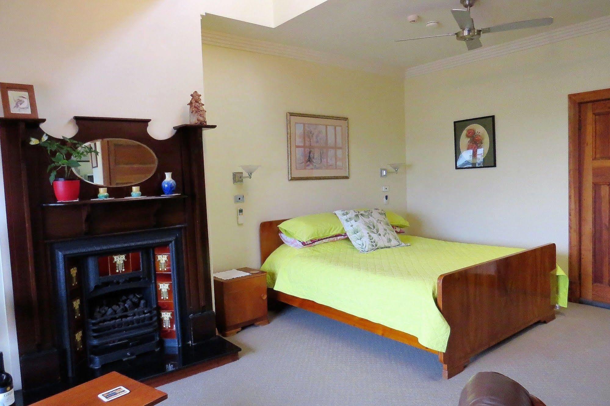 แมกคลาวด์ เฮาส์ ออฟ พอร์ต นอร์ลังกา Apartment Port Noarlunga ภายนอก รูปภาพ